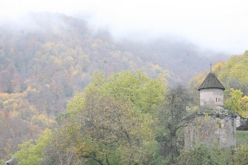 Das Kloster Goshavank im Herbst
