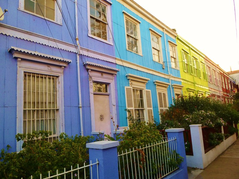 colorful row houses on Cerro Conception