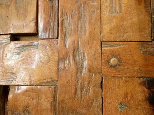 Achoa wooden-peg joinery