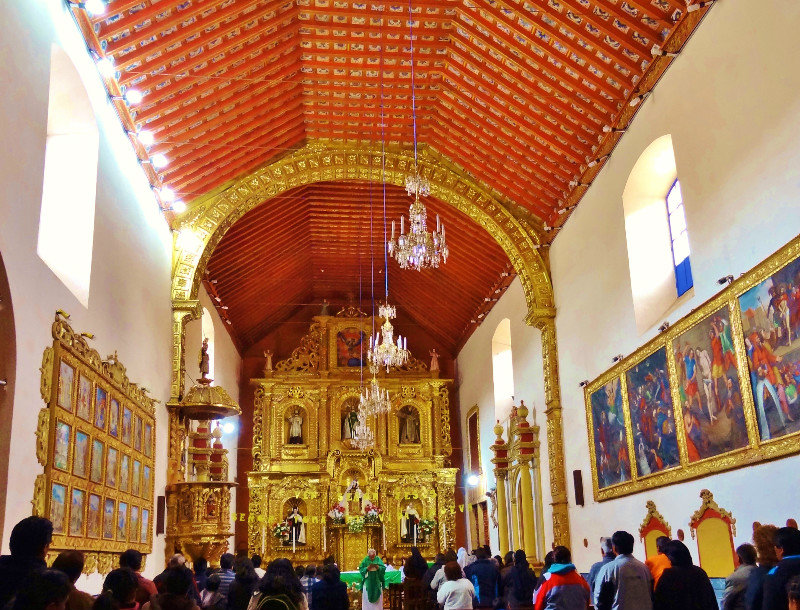 rich, gilded Santa Teresa interior