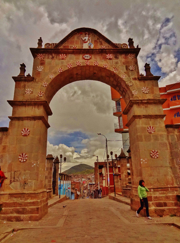 Old Puno city gate
