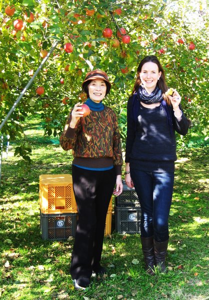 Granny and I went apple picking in Nagano prefecture