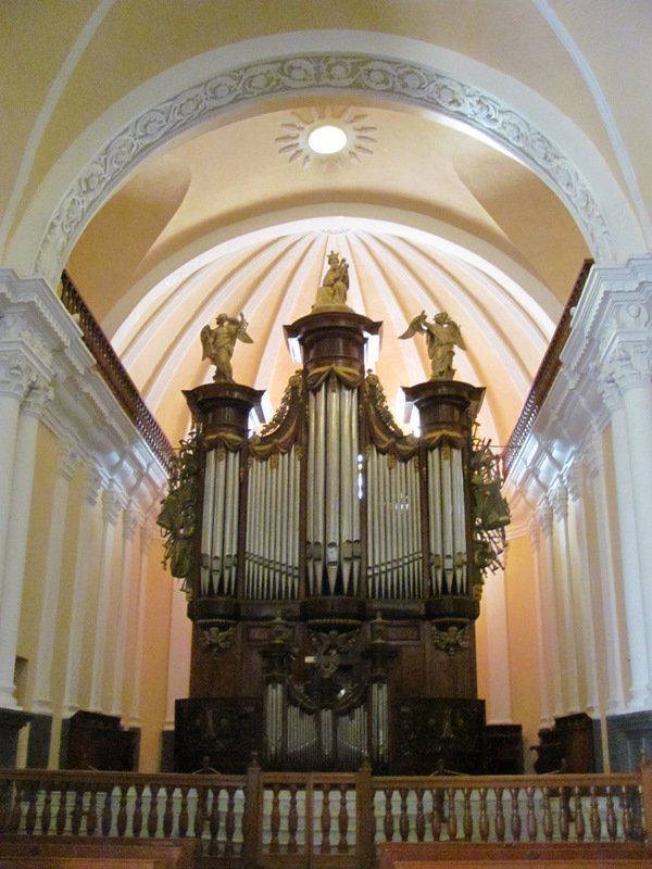 Une grosse orgue!