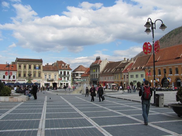 Square central, Brasov
