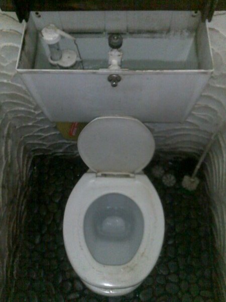 Abdul's Loo (just for Con)