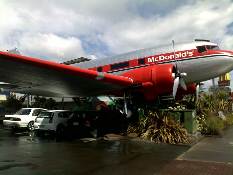 Plane on the roof of McDonalds??!!