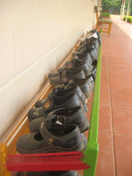 Shoes, Mettachanupatham School