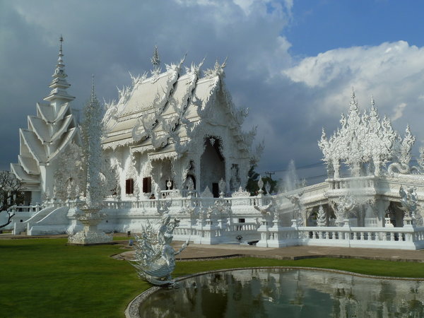 White temple Wat Rong Khun