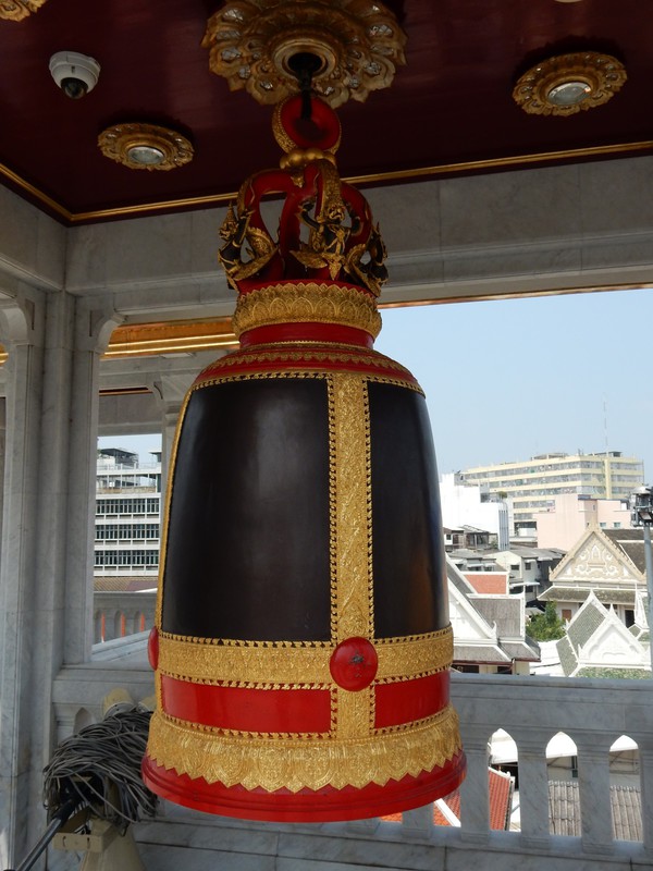 Bell at Wat Traimit