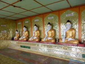 Buddhas at Sagaing Paya