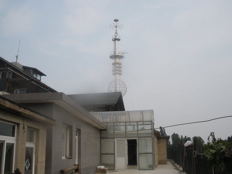 A weather tower
