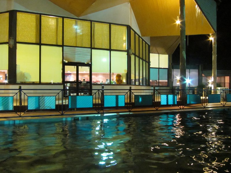 madain saleh hotel pool