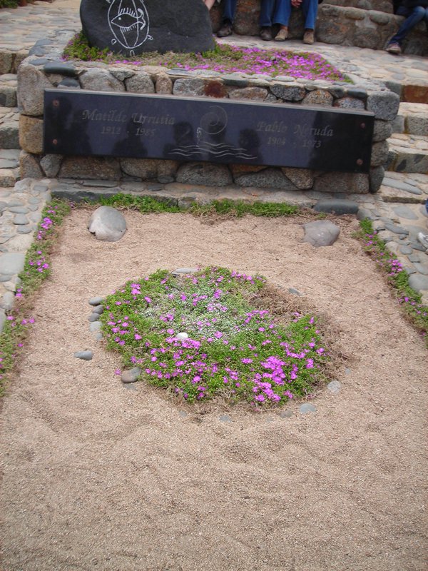 Tomb of Neruda and Matilda