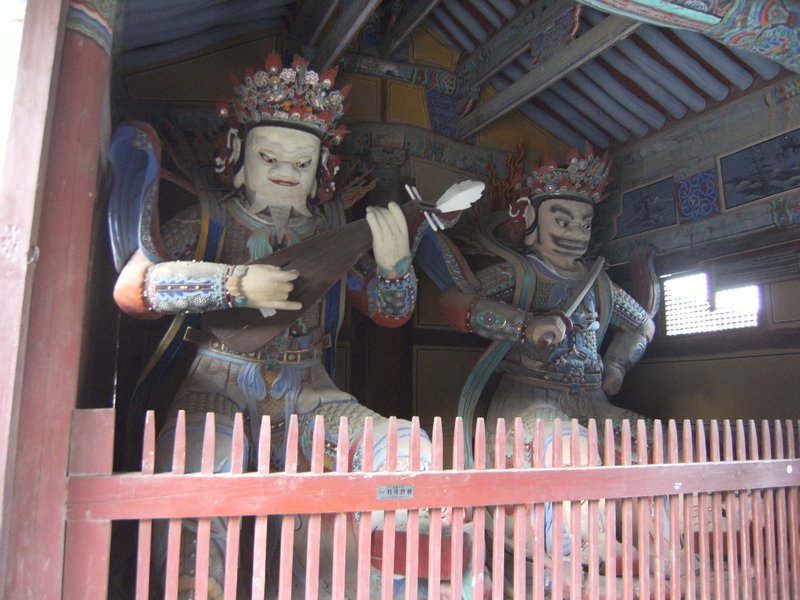Two of the guards at the entrance of the temple :)