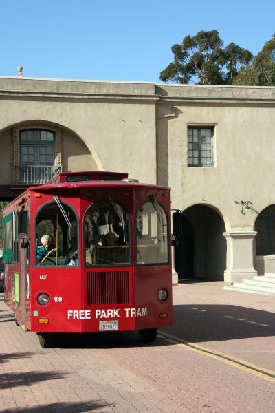 the free park tram
