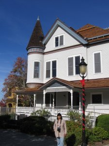 Balboa Park (Victorian style homes)