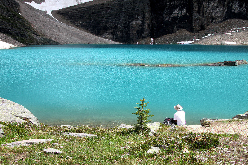 Enjoying the beautiful Lake Oesa