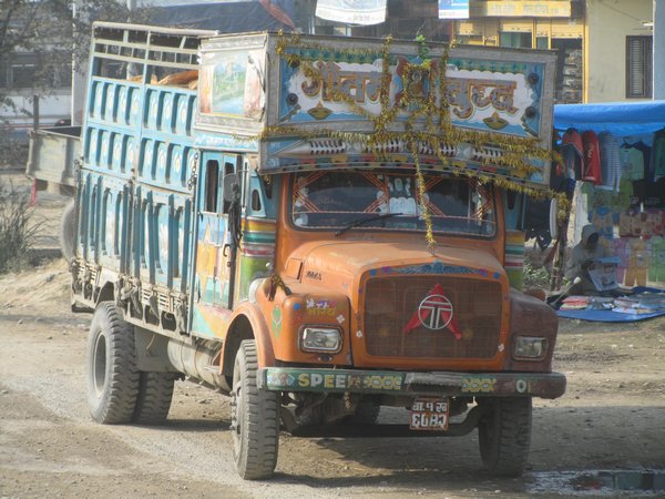 Nepal, typischer LKW