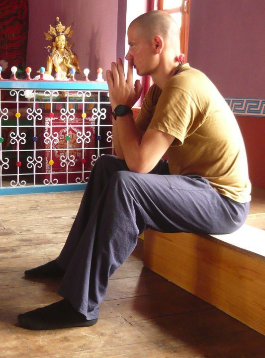 im buddhistischen Tempel in Manali, Himalaya, Indien