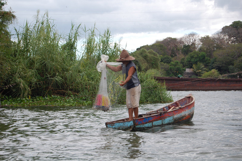 Fisherman at work - Las Isletas