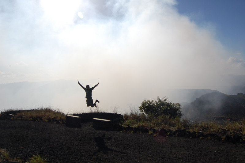 Volcan Masaya - jumping