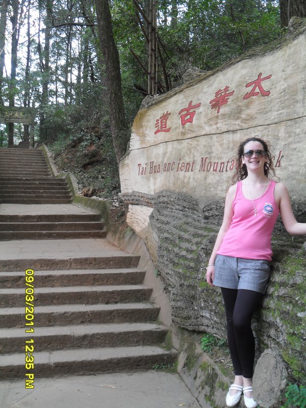 20. Tai Hua aincent Mountain track, the start of my first hike!