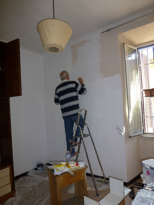 The painting begins....! (11ft walls are never ending!)