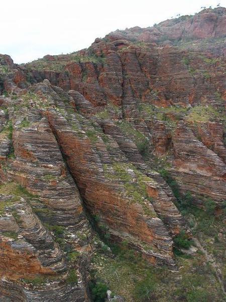 "Torn country" - chasms and gorges in the Bungle Bungles (3)