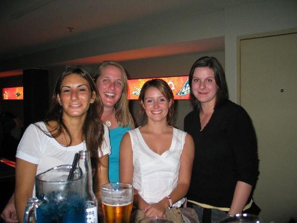 The girls: Francesca, me, Nicola, Carol at the Side Bar