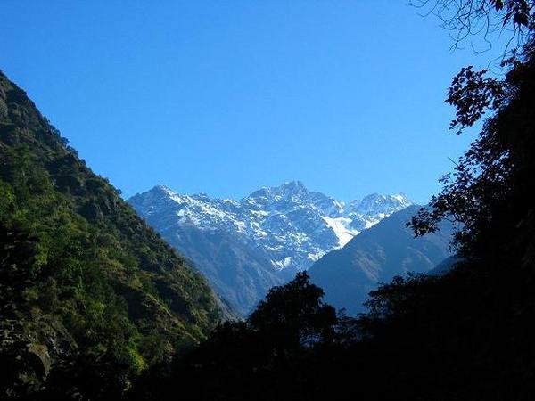 First view into Langtang valley