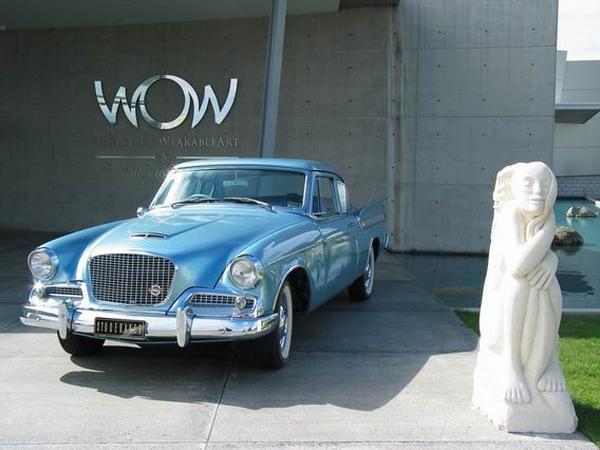 A real "WOW" collectible car