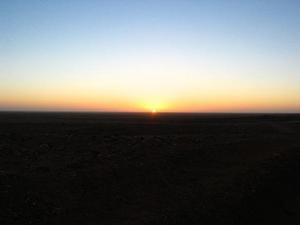 Another desert sunrise - the breakaways