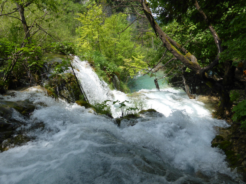 Milke Trnine Waterfalls between lakes Milanovac and Gavanovac