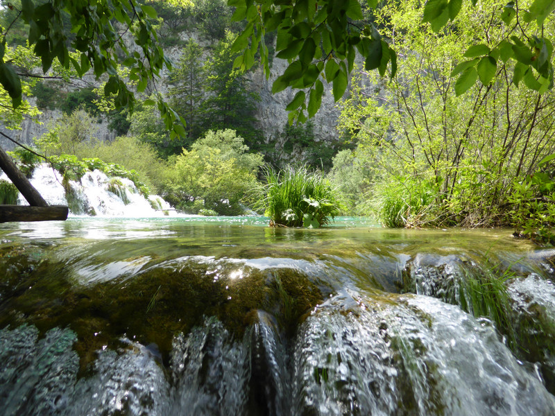 Waterfall into Lake Gavanovac
