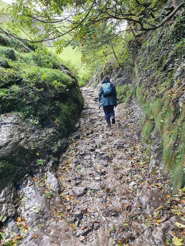 Heading up Cave Dale