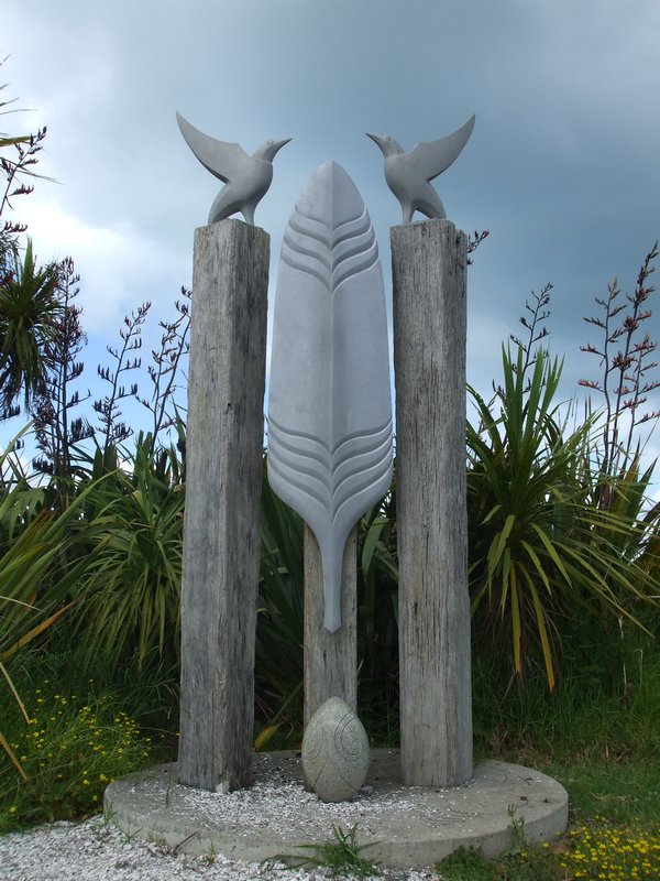 New Zealand Dotterel protective sculpture