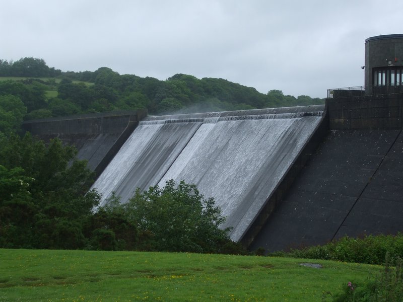 Llys-y-Fran Dam