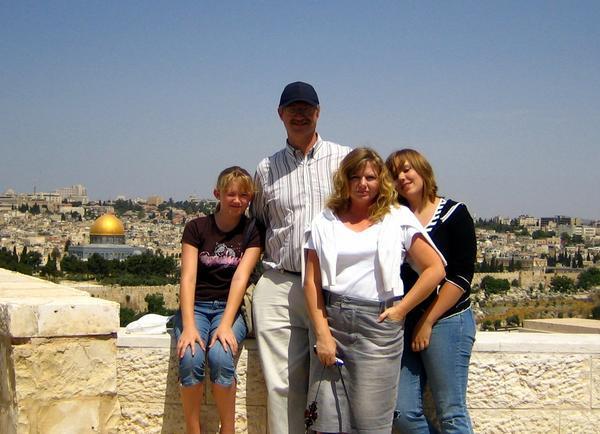 "Bonding" in Jerusalem