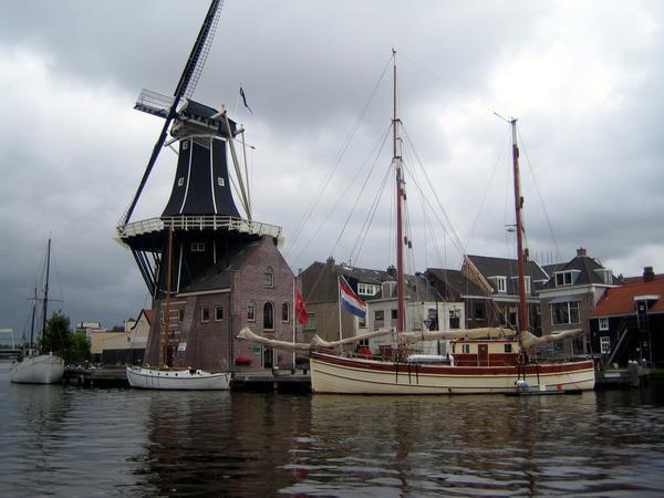 Boats, Canals and Windmills