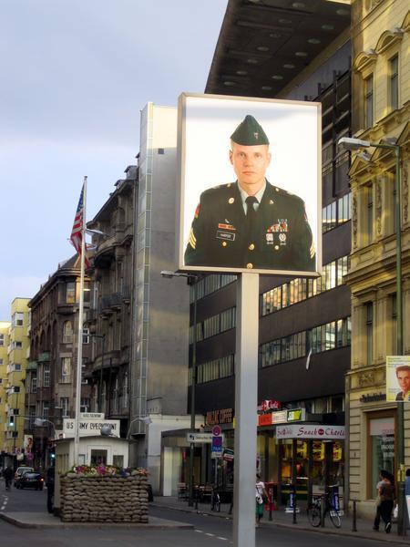 American Soldier photo at check point Charlie