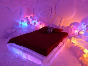 Hotel de Glace - another hotel suite