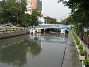 Canal around China Town