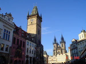 O Relógio Astronômico e a Catedral de Týn