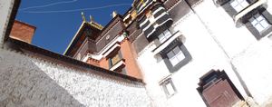 Panchen Lama's Tashilhumpu Monastery (44)
