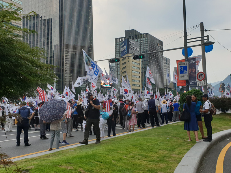 Protests in downtown Seoul 