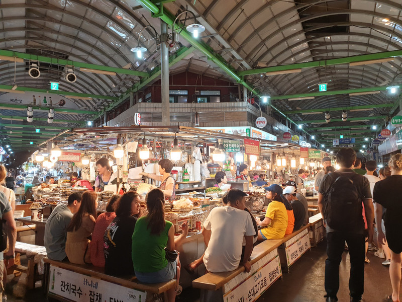 Gwanjang market 