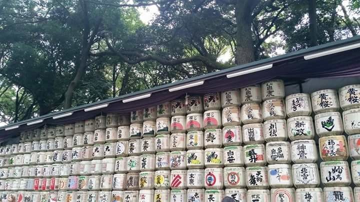 Barrels of sake wrapped in straw 