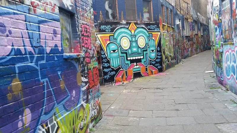 Graffiti street