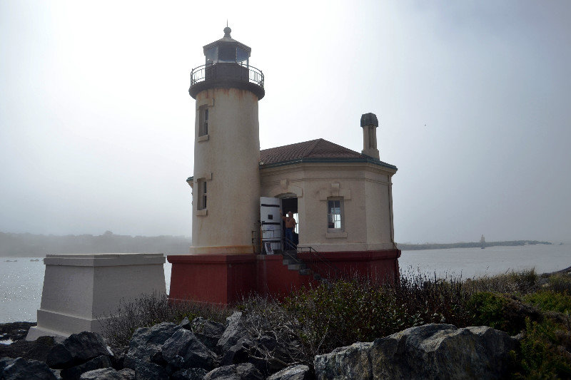  Coquille River Lighthouse, Bandon
