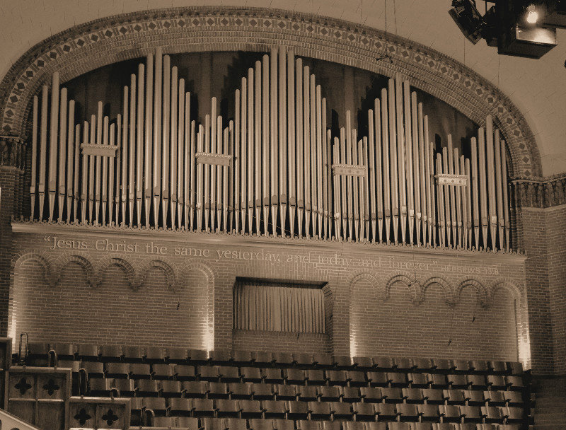 2014.02.04 Moody Church Organ in sepia